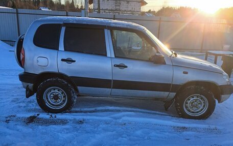 Chevrolet Niva I рестайлинг, 2003 год, 350 000 рублей, 4 фотография