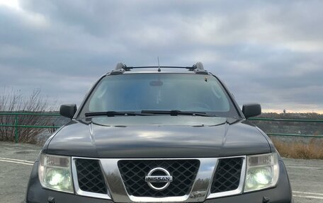 Nissan Navara (Frontier), 2007 год, 1 300 000 рублей, 15 фотография