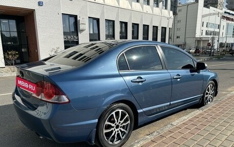 Honda Civic VIII, 2008 год, 750 000 рублей, 3 фотография