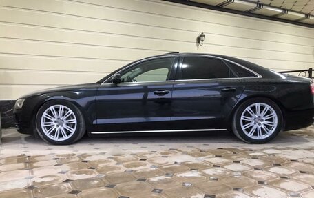 Audi A8, 2011 год, 1 280 000 рублей, 5 фотография