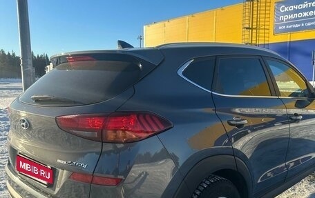 Hyundai Tucson III, 2019 год, 2 500 000 рублей, 2 фотография