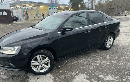 Volkswagen Jetta VI, 2015 год, 1 450 000 рублей, 2 фотография