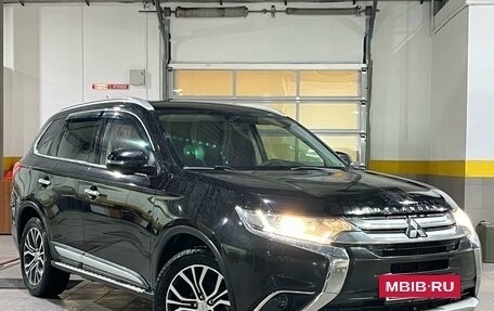 Mitsubishi Outlander III рестайлинг 3, 2016 год, 2 399 000 рублей, 2 фотография