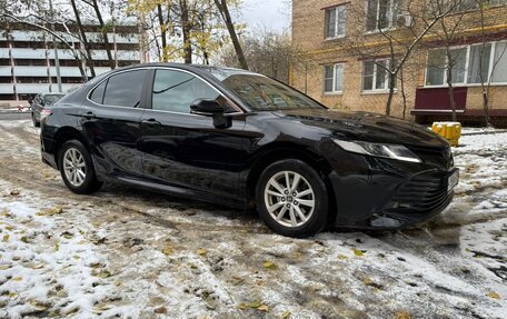 Toyota Camry, 2018 год, 2 470 000 рублей, 2 фотография