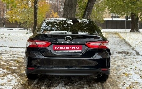 Toyota Camry, 2018 год, 2 470 000 рублей, 5 фотография