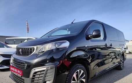 Peugeot Traveller I, 2018 год, 4 100 000 рублей, 3 фотография