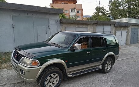 Mitsubishi Pajero Sport II рестайлинг, 2000 год, 890 000 рублей, 1 фотография