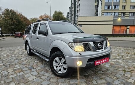 Nissan Navara (Frontier), 2006 год, 855 000 рублей, 1 фотография