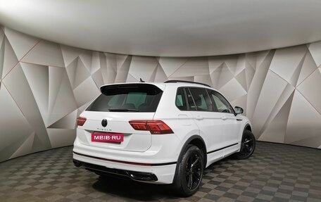 Volkswagen Tiguan II, 2021 год, 4 255 700 рублей, 2 фотография