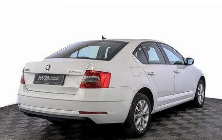 Skoda Octavia, 2018 год, 1 790 000 рублей, 5 фотография