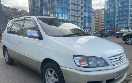 Toyota Ipsum II, 1997 год, 595 000 рублей, 1 фотография