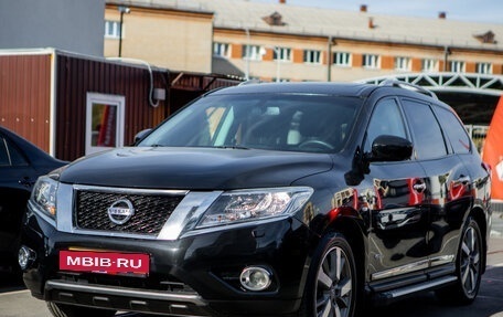 Nissan Pathfinder, 2015 год, 1 945 000 рублей, 2 фотография