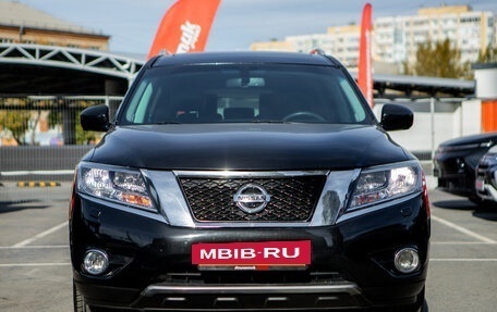 Nissan Pathfinder, 2015 год, 1 945 000 рублей, 3 фотография