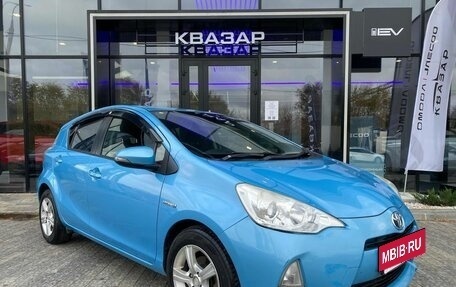 Toyota Aqua I, 2013 год, 950 000 рублей, 3 фотография