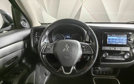 Mitsubishi Outlander III рестайлинг 3, 2018 год, 2 345 000 рублей, 15 фотография