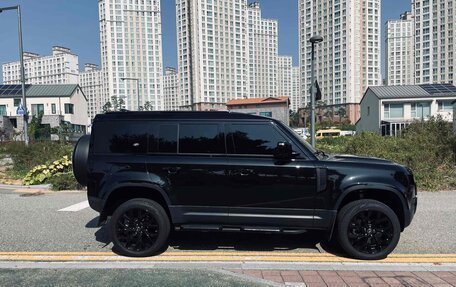 Land Rover Defender II, 2021 год, 8 800 000 рублей, 4 фотография