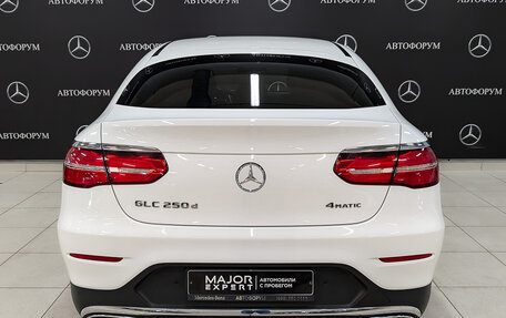 Mercedes-Benz GLC Coupe, 2016 год, 4 100 000 рублей, 6 фотография