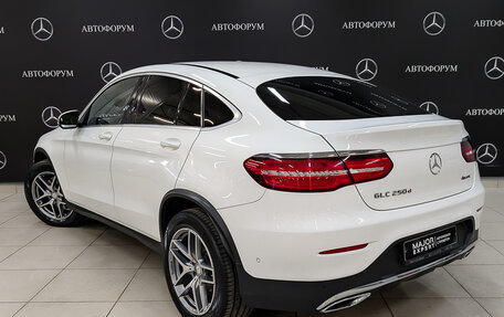 Mercedes-Benz GLC Coupe, 2016 год, 4 100 000 рублей, 7 фотография