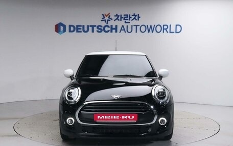 MINI Hatch, 2020 год, 2 500 000 рублей, 3 фотография