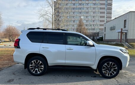 Toyota Land Cruiser Prado 150 рестайлинг 2, 2020 год, 7 250 000 рублей, 7 фотография