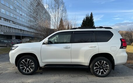 Toyota Land Cruiser Prado 150 рестайлинг 2, 2020 год, 7 250 000 рублей, 8 фотография