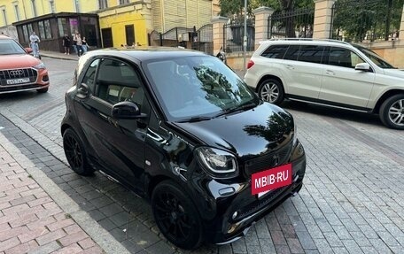 Smart Fortwo III, 2018 год, 1 650 000 рублей, 3 фотография