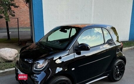 Smart Fortwo III, 2018 год, 1 650 000 рублей, 7 фотография