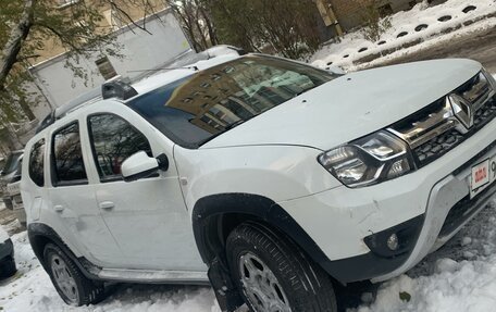 Renault Duster I рестайлинг, 2017 год, 1 560 000 рублей, 2 фотография