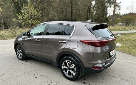 KIA Sportage IV рестайлинг, 2019 год, 2 490 000 рублей, 3 фотография