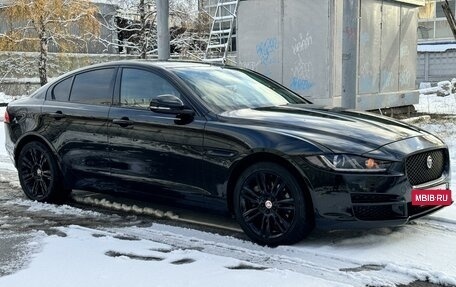 Jaguar XE I рестайлинг, 2016 год, 2 050 000 рублей, 5 фотография