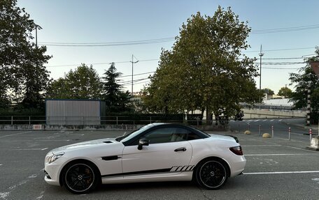 Mercedes-Benz SLK-Класс, 2015 год, 2 700 000 рублей, 8 фотография