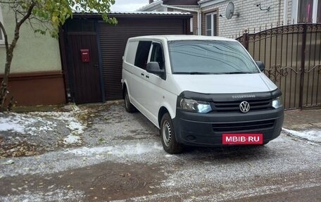 Volkswagen Transporter T5 рестайлинг, 2014 год, 2 500 000 рублей, 3 фотография