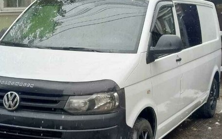 Volkswagen Transporter T5 рестайлинг, 2014 год, 2 500 000 рублей, 6 фотография