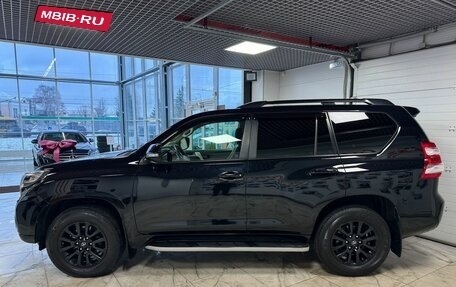 Toyota Land Cruiser Prado 150 рестайлинг 2, 2015 год, 4 099 000 рублей, 3 фотография