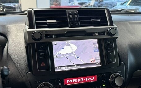 Toyota Land Cruiser Prado 150 рестайлинг 2, 2015 год, 4 099 000 рублей, 18 фотография