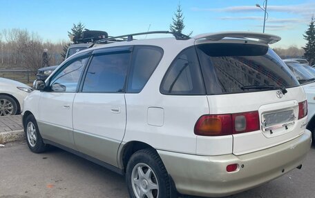 Toyota Ipsum II, 1997 год, 595 000 рублей, 8 фотография