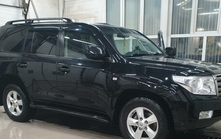 Toyota Land Cruiser 200, 2010 год, 3 200 000 рублей, 8 фотография