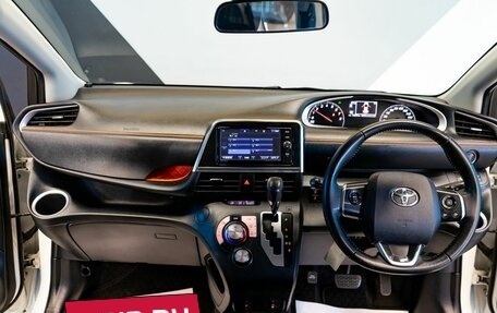 Toyota Sienta II, 2017 год, 1 588 500 рублей, 10 фотография