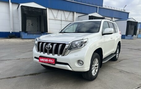 Toyota Land Cruiser Prado 150 рестайлинг 2, 2014 год, 3 650 000 рублей, 1 фотография