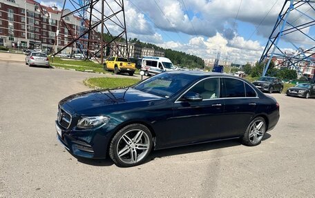 Mercedes-Benz E-Класс, 2018 год, 4 500 000 рублей, 1 фотография