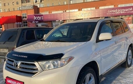 Toyota Highlander III, 2013 год, 2 500 000 рублей, 1 фотография