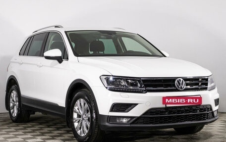 Volkswagen Tiguan II, 2018 год, 2 399 000 рублей, 3 фотография