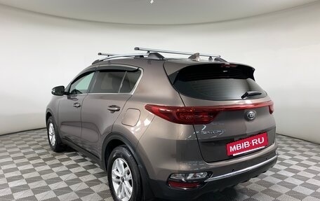 KIA Sportage IV рестайлинг, 2019 год, 1 900 000 рублей, 7 фотография