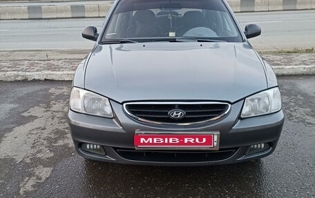 Hyundai Accent II, 2004 год, 395 000 рублей, 2 фотография