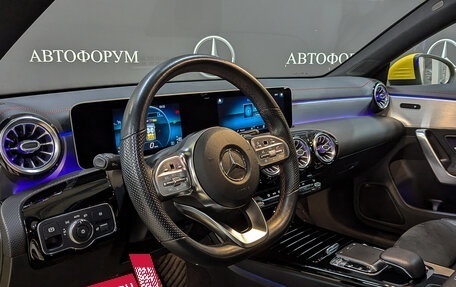 Mercedes-Benz CLA, 2019 год, 3 095 000 рублей, 15 фотография