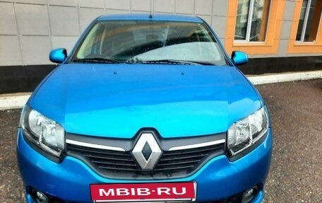 Renault Sandero II рестайлинг, 2014 год, 850 000 рублей, 2 фотография