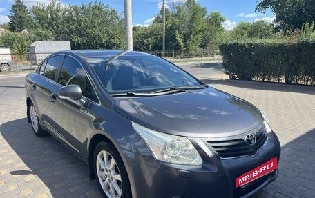 Toyota Avensis III рестайлинг, 2008 год, 1 350 000 рублей, 2 фотография