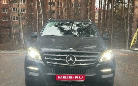 Mercedes-Benz M-Класс, 2012 год, 2 490 000 рублей, 3 фотография