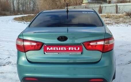 KIA Rio III рестайлинг, 2012 год, 800 000 рублей, 2 фотография