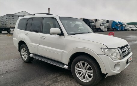 Mitsubishi Pajero IV, 2013 год, 1 950 000 рублей, 3 фотография